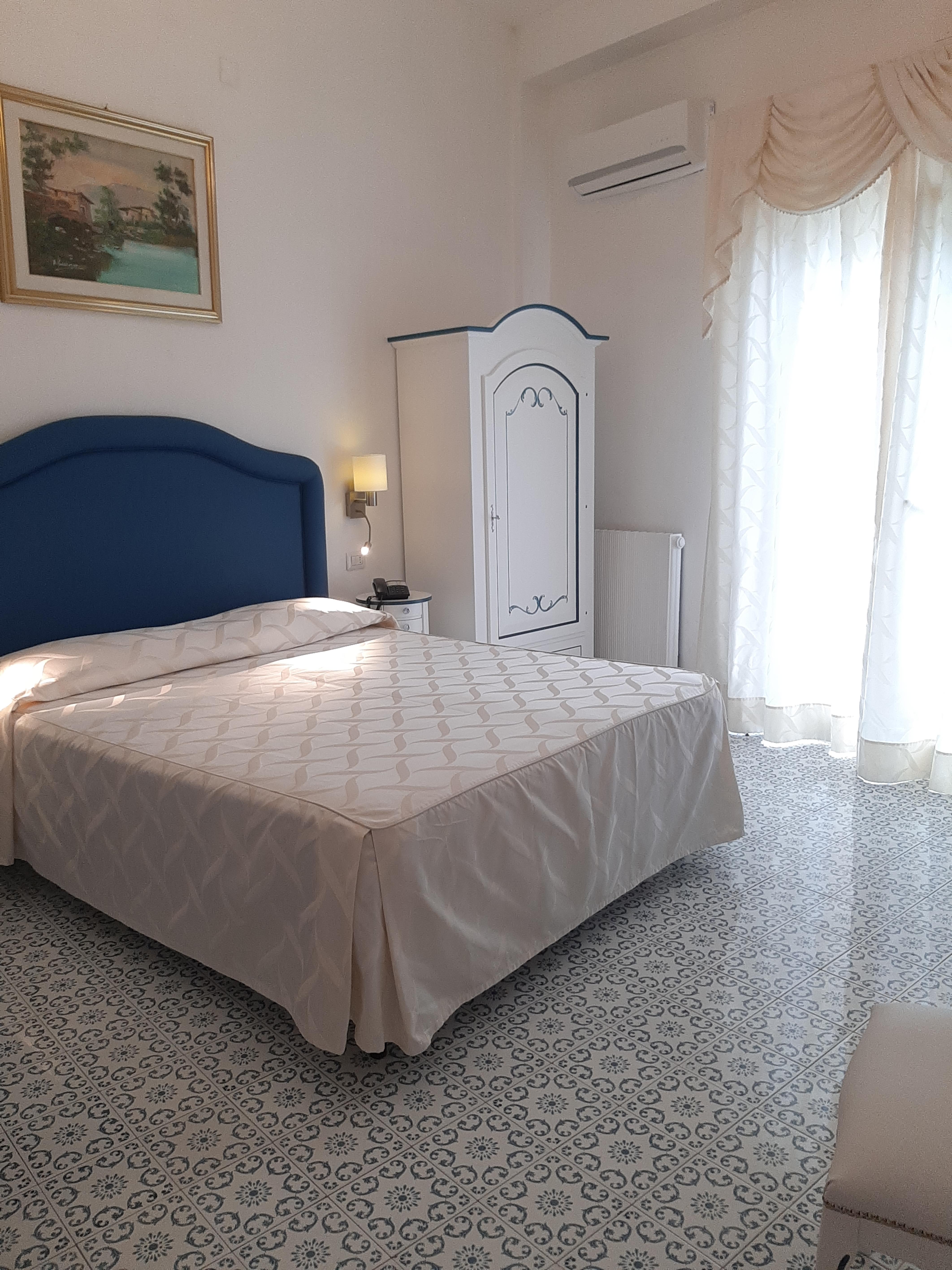 La Perla Hotel 3*