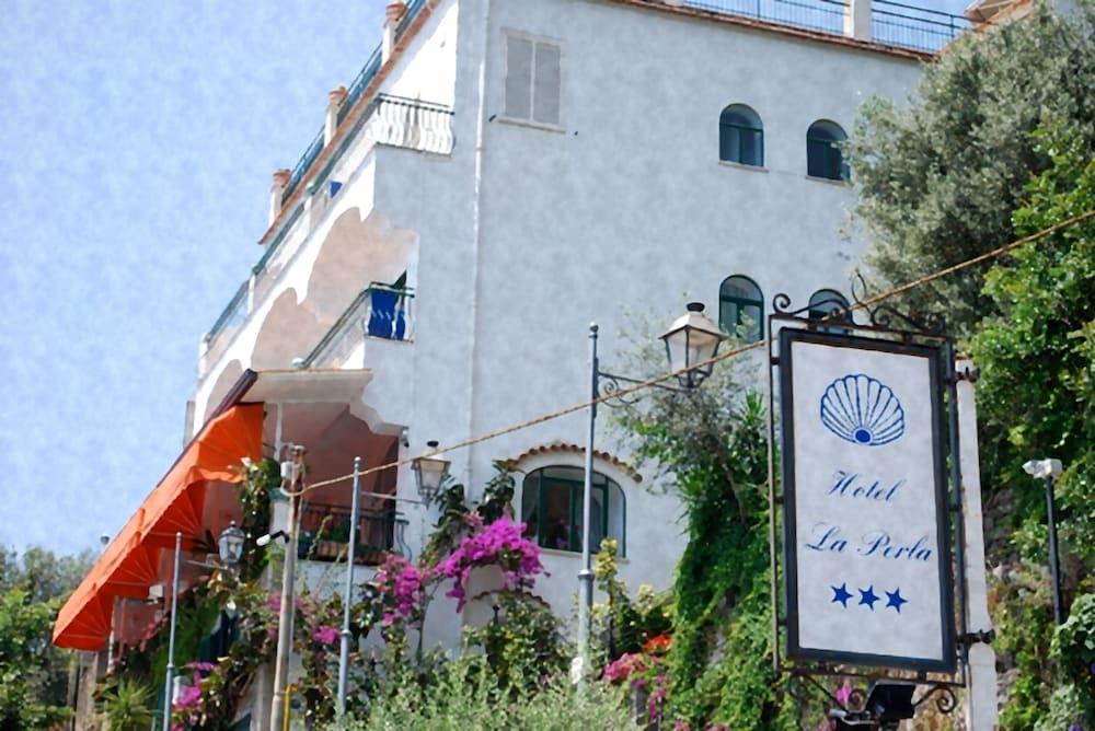 La Perla