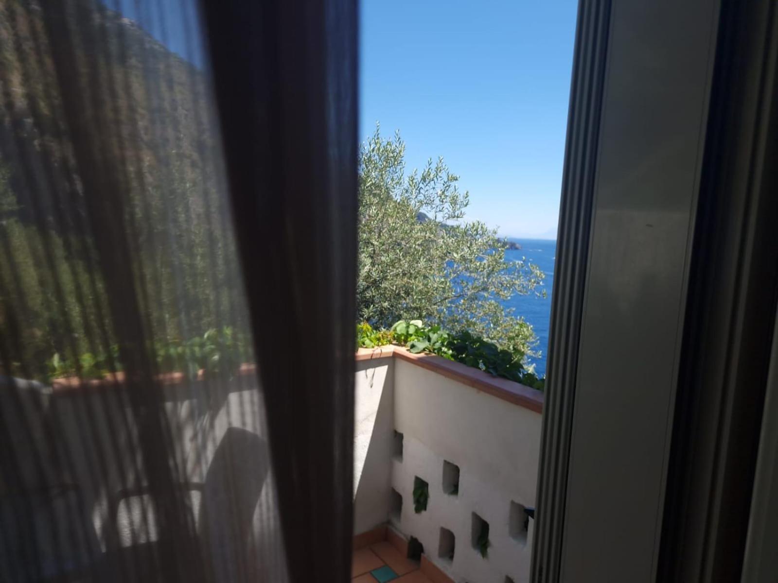 La Perla 3*