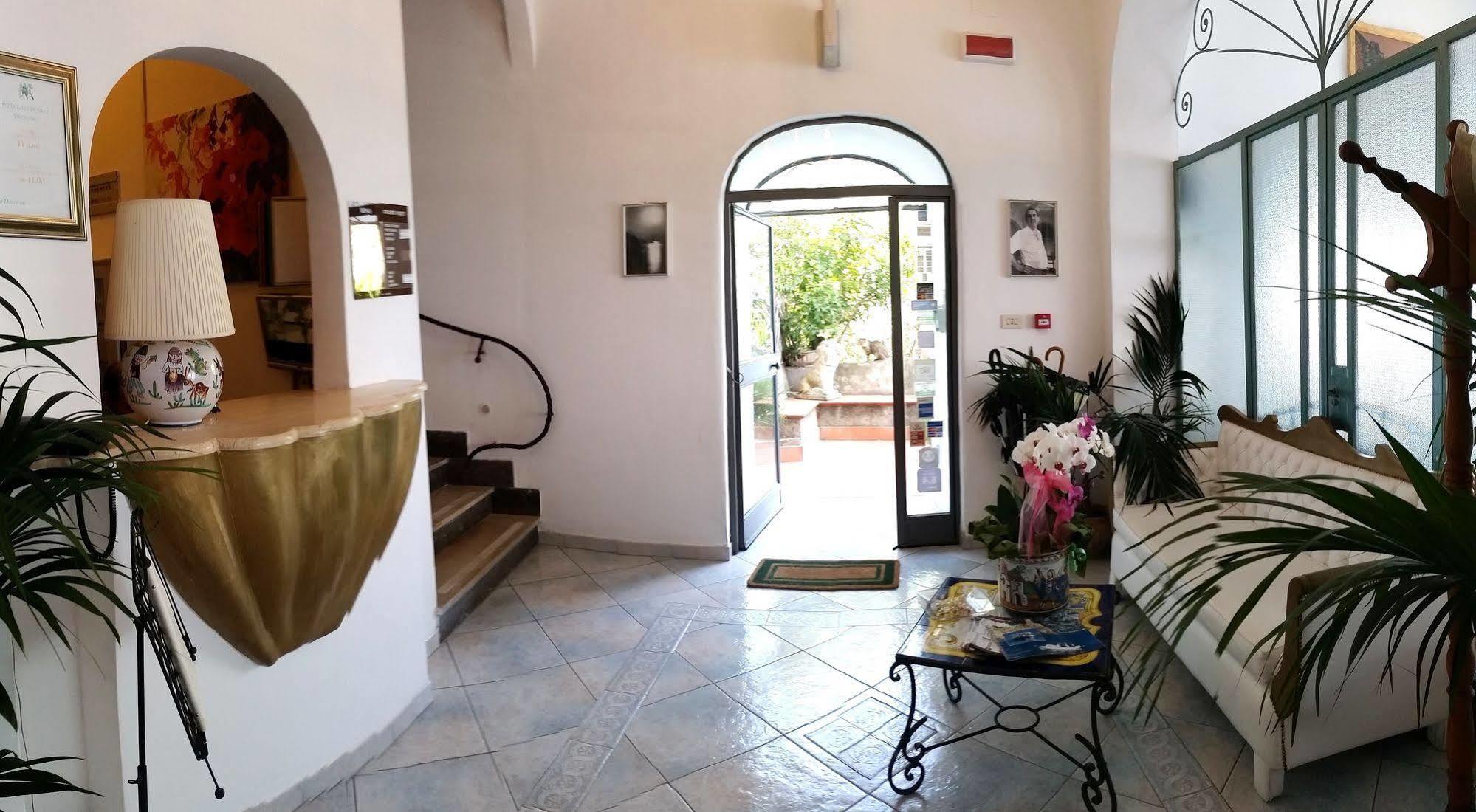 La Perla
